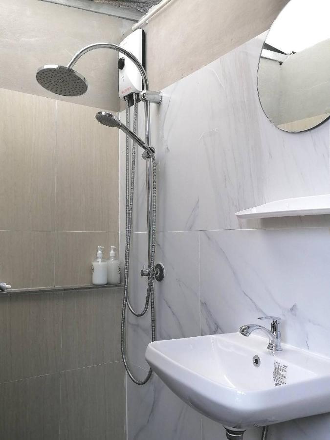 Room79 Phuket Kültér fotó